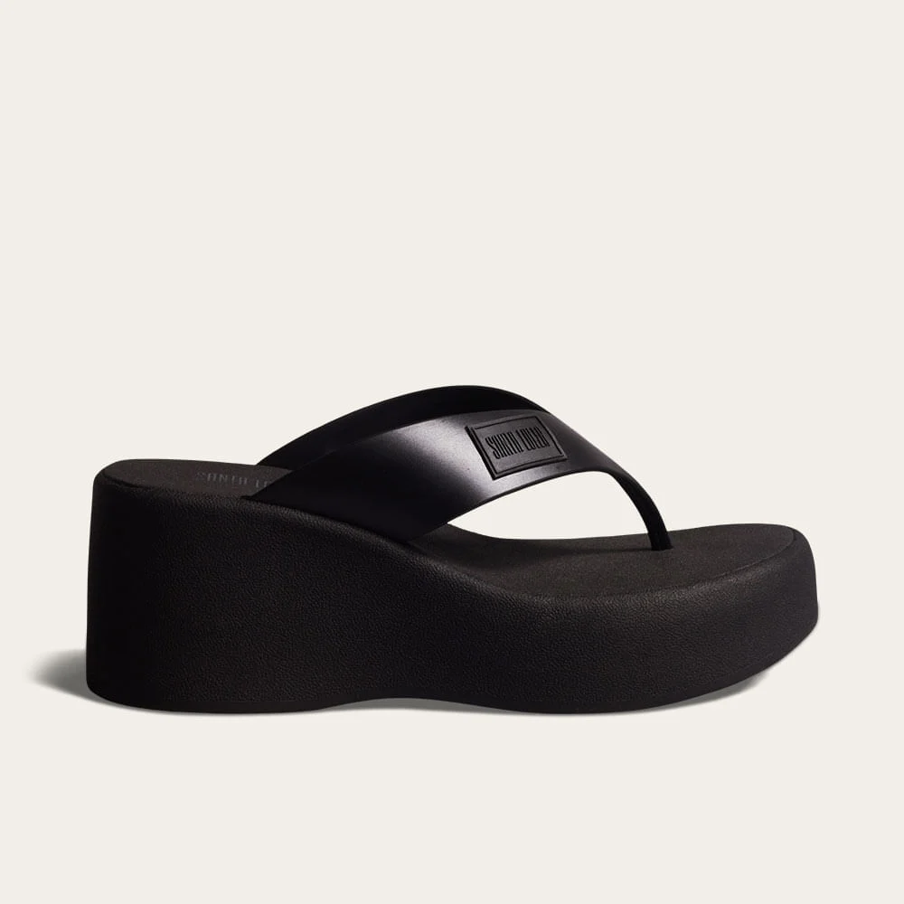 Tamanco Thong Plataforma Borracha Preto - vista 1 de 2